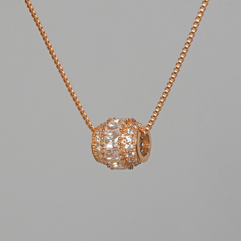 Xuping Chain with Pendant with White Rhinestones and Crystals, diameter 8.5×9mm ±, length 39–45cm ±, thickness 1mm ±