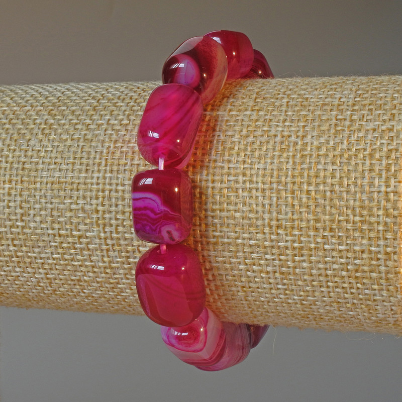 Agate Bracelet Cranberry Natural Stone Bead, 11x15mm blocks, length 18cm, stretchy