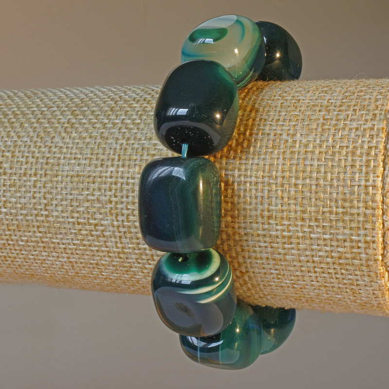 Bracelet Agate green natural stone brick, diameter 15x19mm+-, length 18cm+- (stretch)