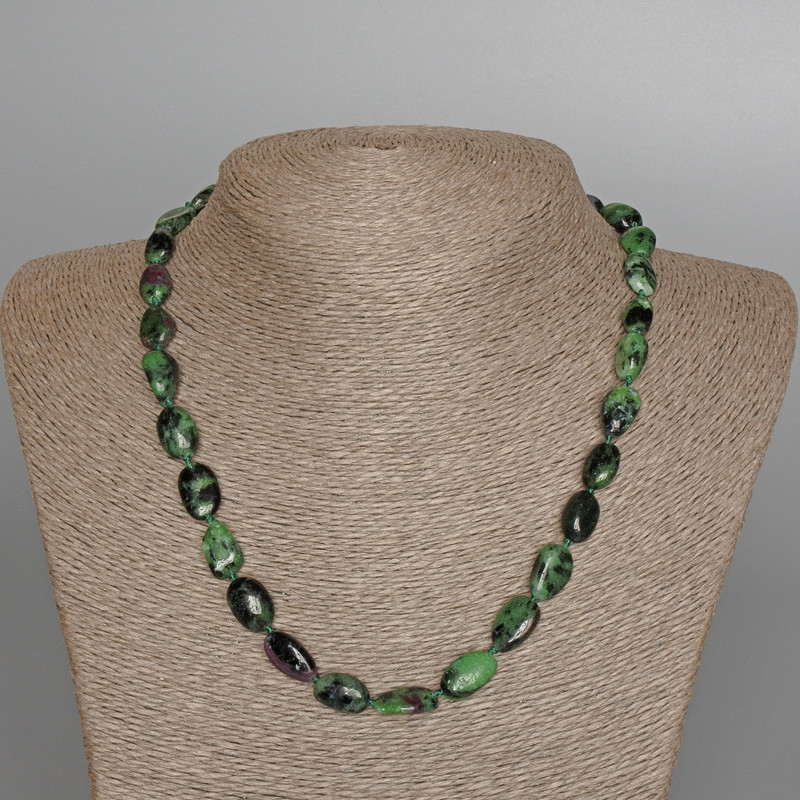 Necklace Zoisite natural stone faceted, diameter 9x14mm, length 47cm