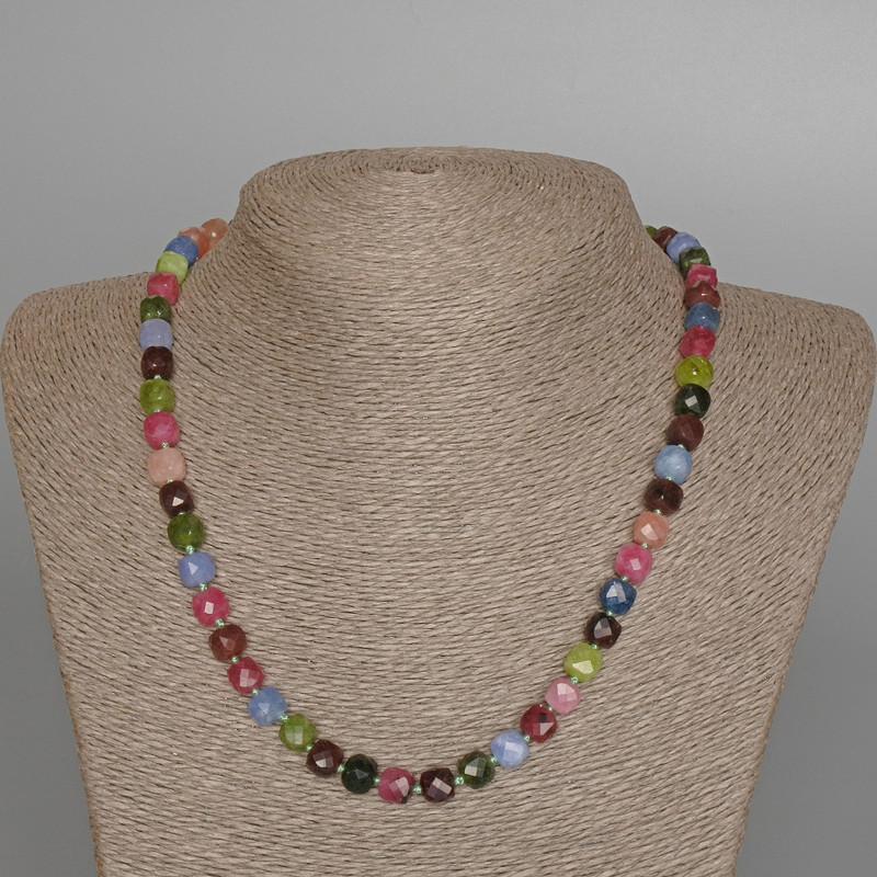 Necklace Assortment of Natural Stone, faceted cube beads, diameter 7mm±, length 48cm±