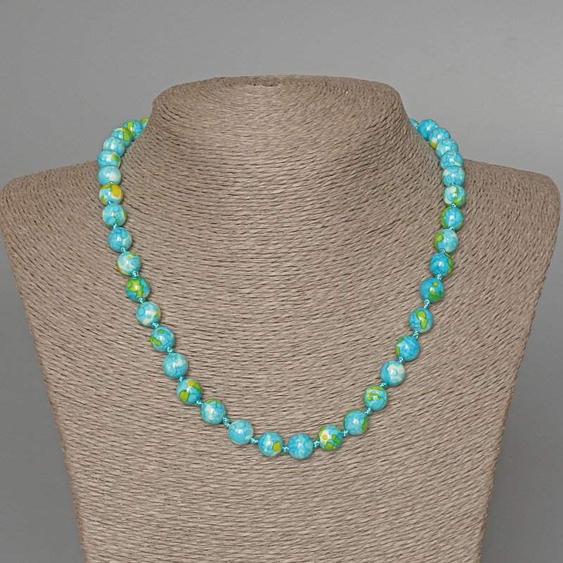 Necklace of Variscite (artificial acrylic beads) blue, white and yellow, smooth round beads, 8.5 mm diameter ±, length 48 cm ±