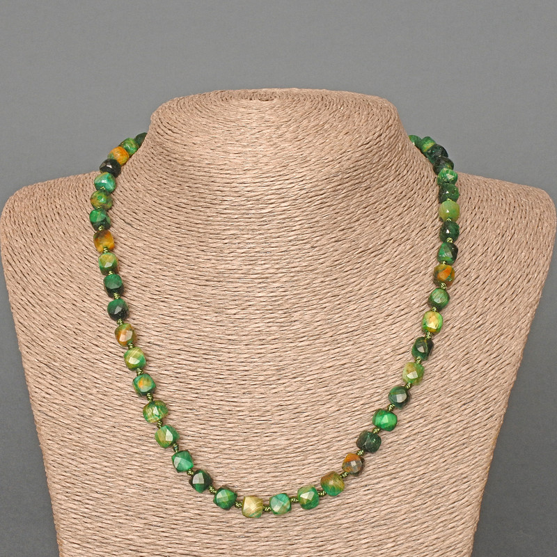 Green Cat's Eye Beads Necklace with Natural Stone, Faceted Cubes, 7mm ± Diameter, 51cm ± Length