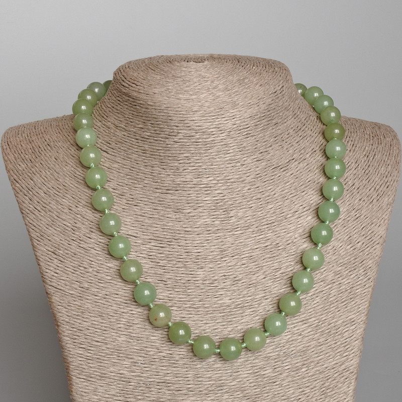 Necklace of Natural Jade Smooth Bead 10.5mm Diameter, 51cm Length
