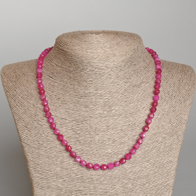Malaga Tourmaline Bead Necklace? Wait need accurate translation