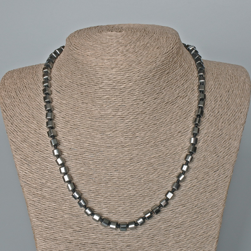 Hematite Cube Bead Necklace, diameter 6mm ±, length 48cm ±