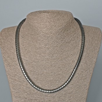 Hematite Bead Necklaces Zigzag, diameter 6×5 mm±, length 48 cm±