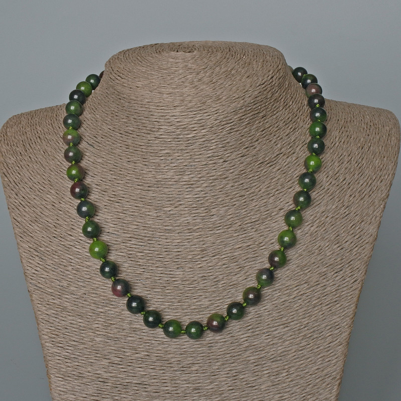 Zoisite Beads Necklace, Natural Stone, Smooth Round Beads Ø 8.5 mm, Length 49 cm