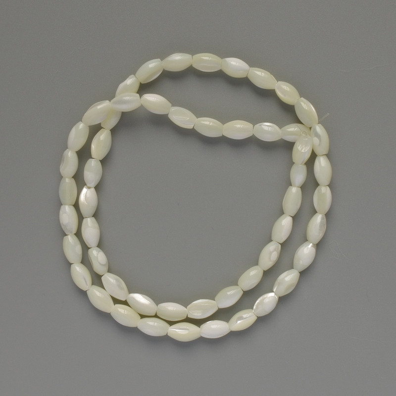 Mother-of-P pearl Beads, grain shape, 5–9 mm, 39 cm length on thread