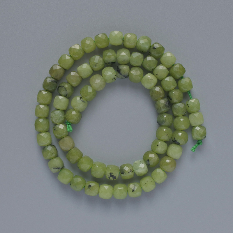 Jadeite Beads Natural Stone Granulated Cubes, diameter 5.5 mm ±, length 38 cm ± on thread