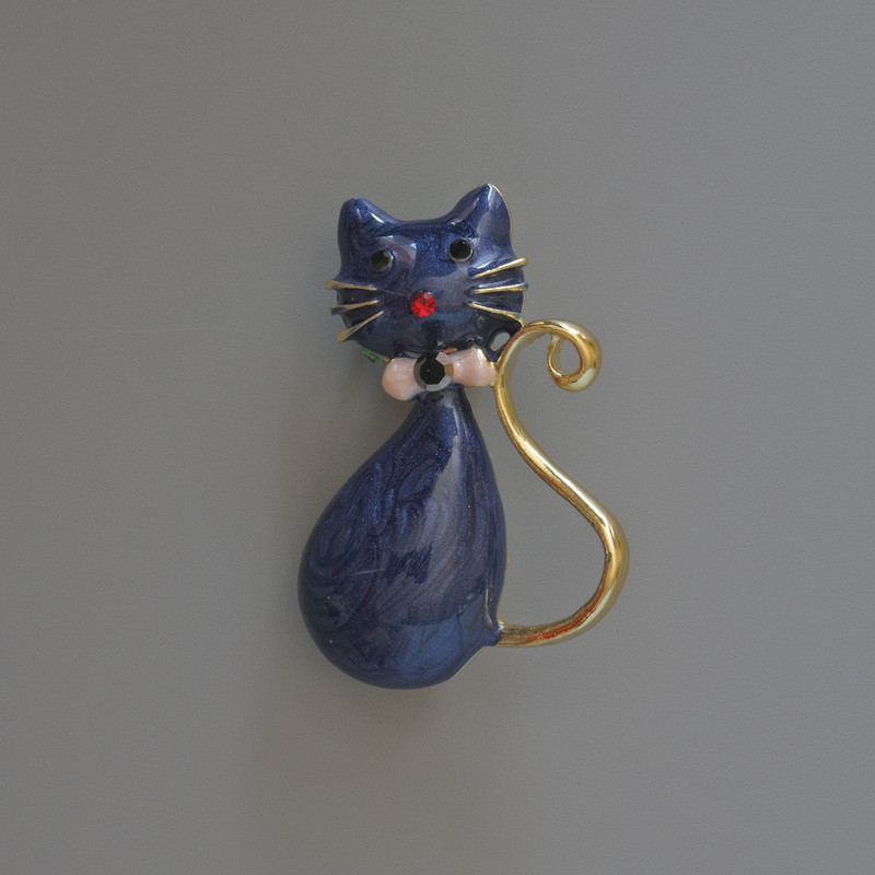Brooch Pendant Cat Blue Pearlized Enamel with Rhinestones, Crystals, Gold-Toned Metal 25x39mm