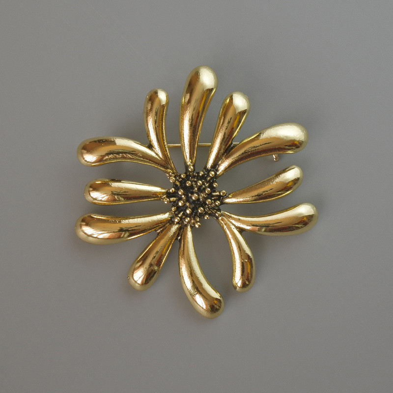 Brooch Pendant Flower Golden Metal 49x50mm