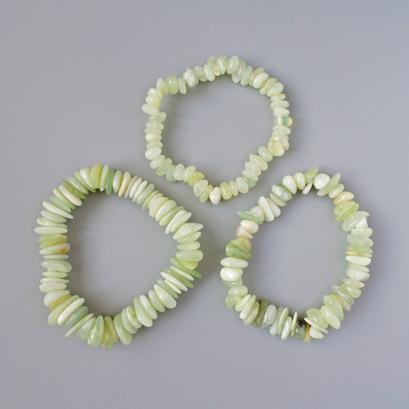 Onyx faceted bracelet, assortment diameters from 8x3mm to 14x3mm + -, length 18cm + - (stretch)