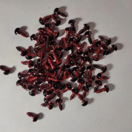Findings "Live Eyes" red color, diameter 8mm, pack of 50 pairs