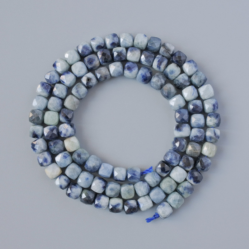 Sodalite Beads, natural stone, faceted cube 4mm diameter, thread length 38cm±