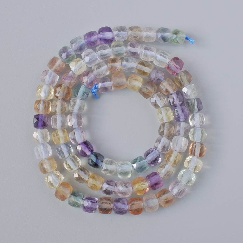 Fluorite Beads, Natural Stone, Faceted Cube, 4–5 mm diameter, 39 cm on Thread
