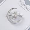Xuping Brooch "Heart" white crystal and white rhinestones 24x27mm, silver metal