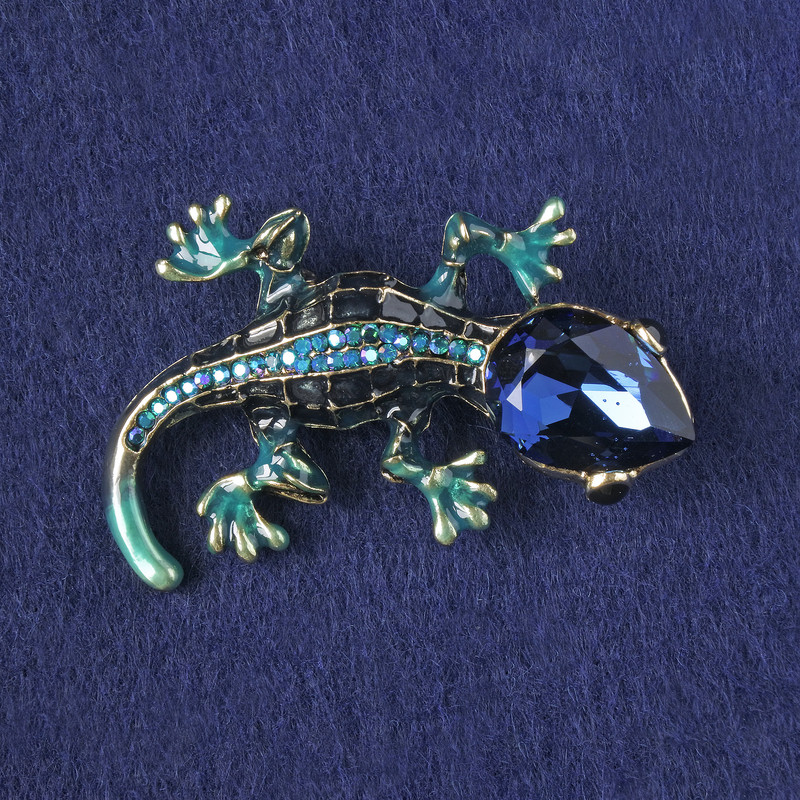 Brooch-pendant Lizard blue enamel, blue crystal, blue rhinestones, golden metal 31x50mm+
