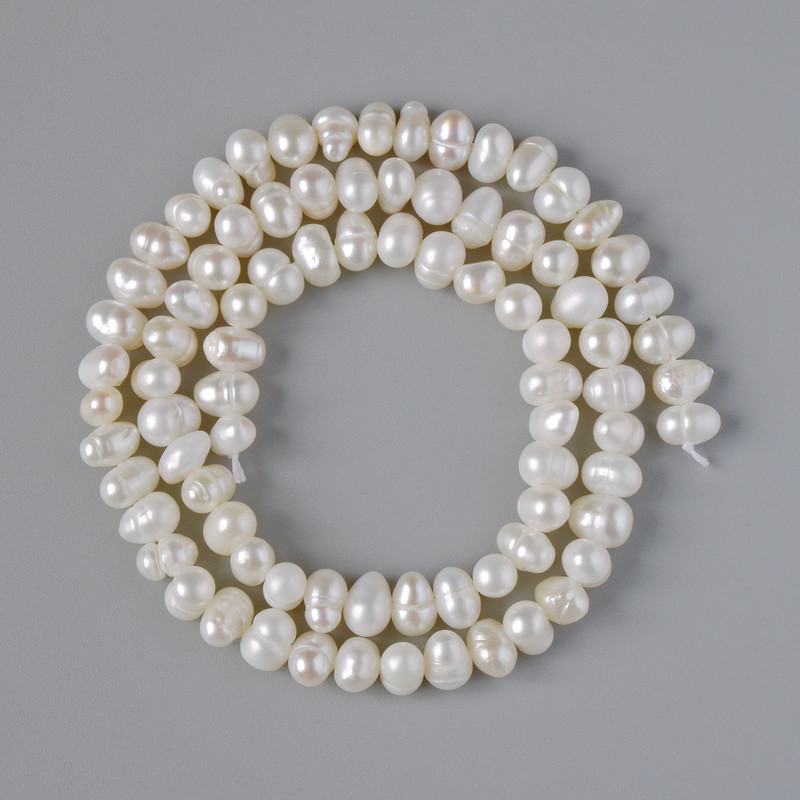 Freshwater Pearls, relief, diameter 6×4.5 mm, length 35 cm on thread