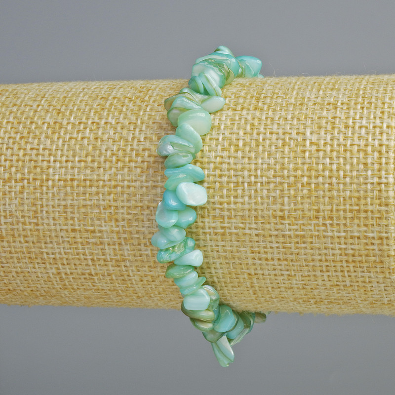 Toned Bracelet with Blue Mother-of-Pearl碎 fragments, diameter 7x2mm ±, length 18cm ± (stretch)