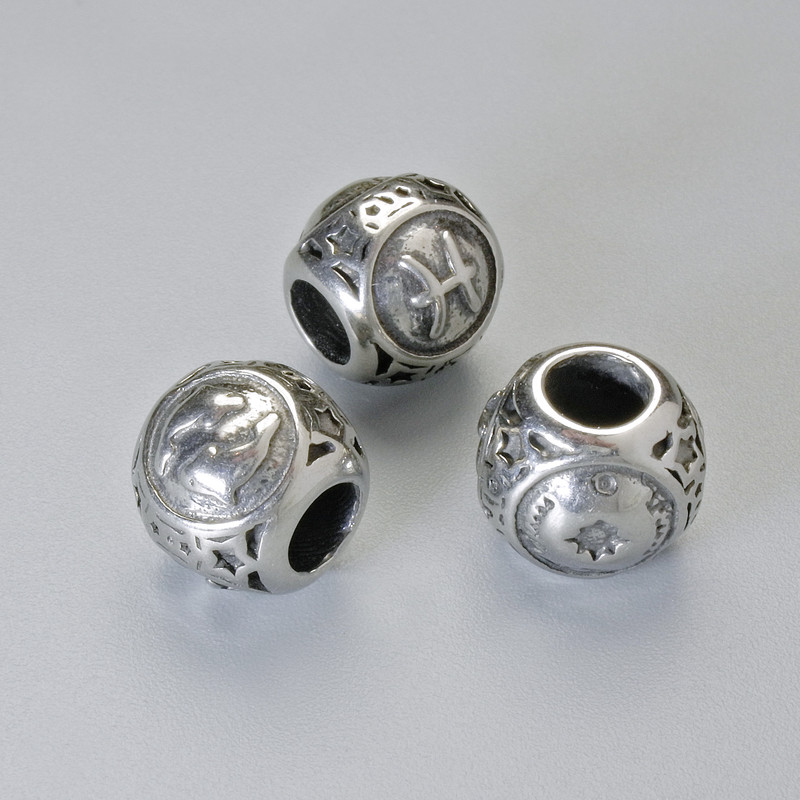 Bead Inlay Charm Zodiac Sign Pisces, diameter 9x10 mm±, hole diameter 4.3 mm, silver finish, 1 pc