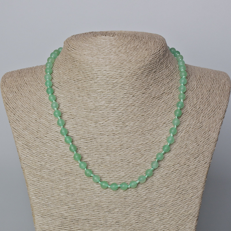 Necklace of Natural Jade Gemstone Smooth Beads, diameter 6mm, length 45-47cm