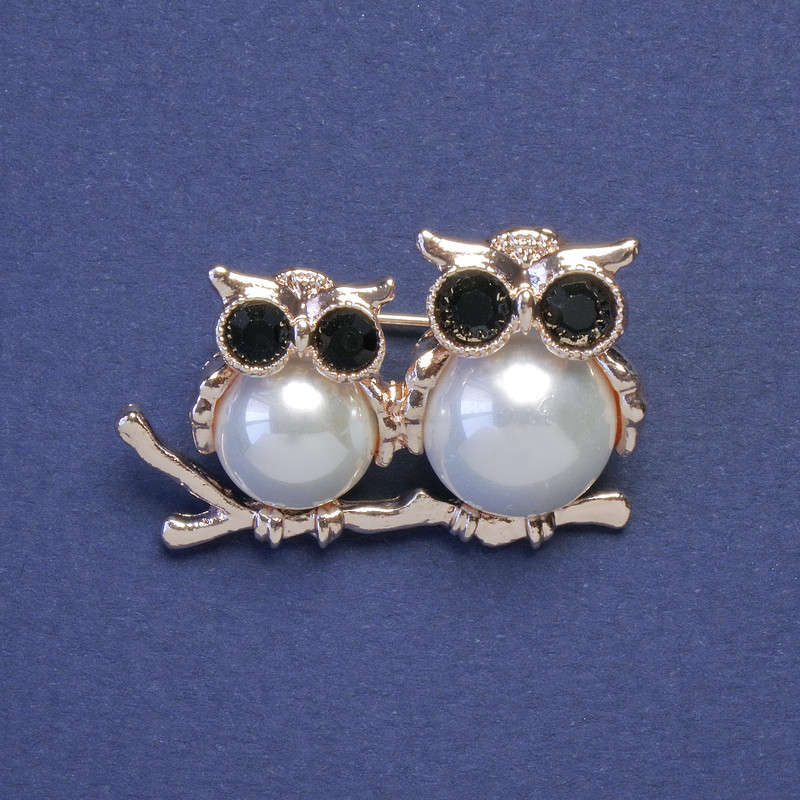 Brooch Owl with Pearls and Black Crystals Gold-Tone Metal 32x25mm+