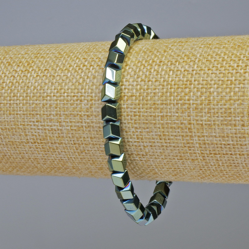 Hematite Bracelet Hexagonal Zigzag Green Chrome (Chameleon) Color, 6x6mm, approx 18cm stretch