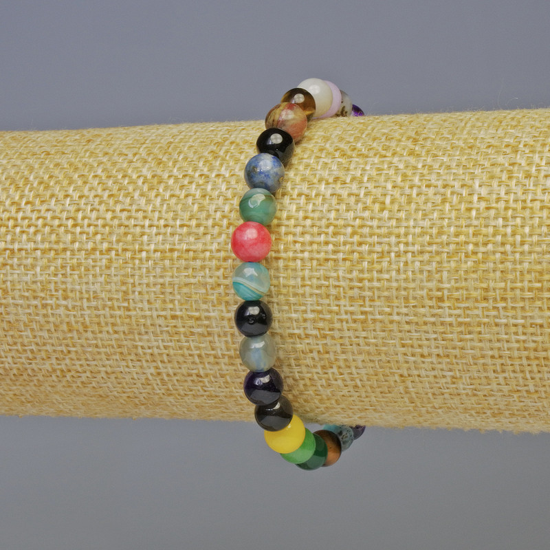 Bracelet Assorted smooth and faceted beads, 6mm± diameter, length 18cm± stretch