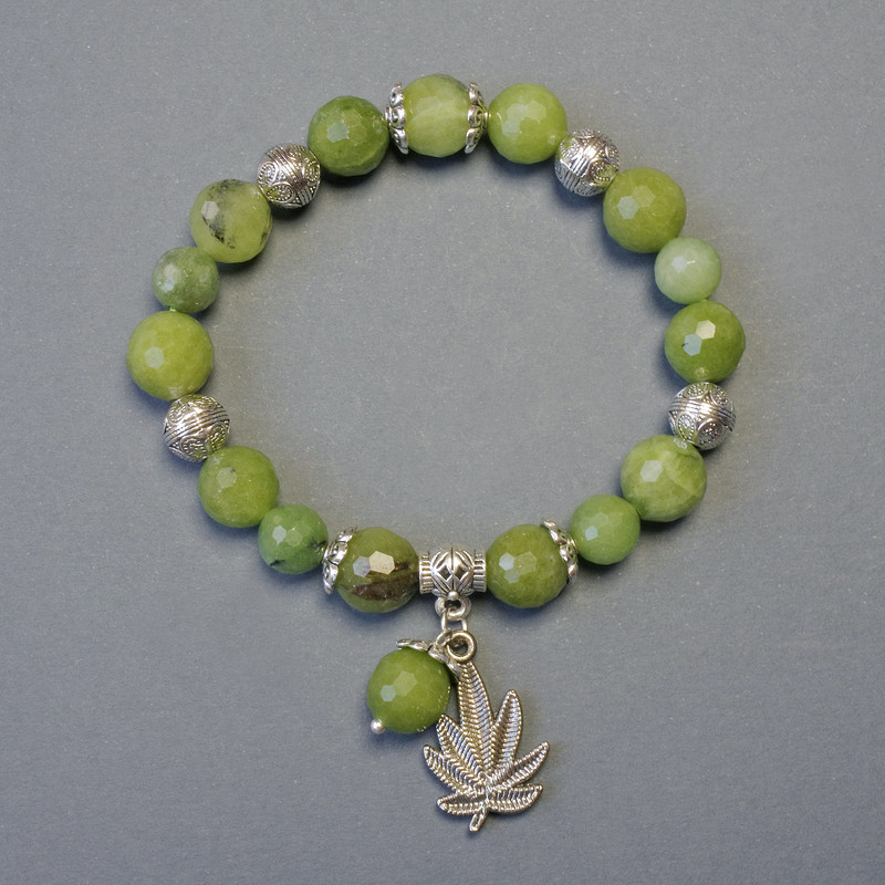 Bracelet Jadeite Faceted Bead, diameter 8–10mm, length 18cm, stretch