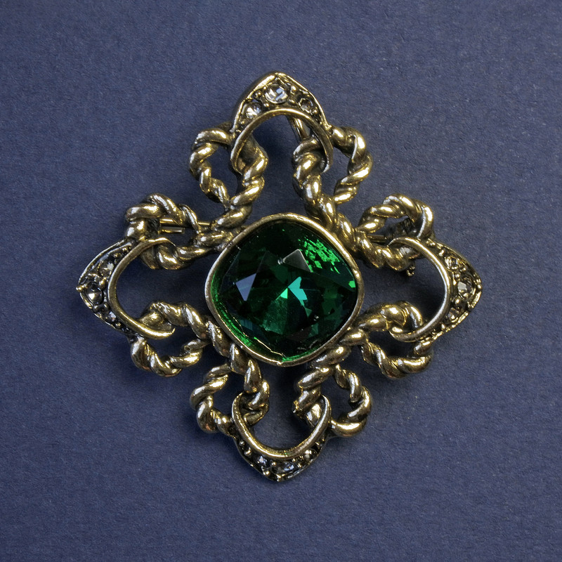 Brooch-Pendant Accent with Green Crystal and Rhinestones 40 mm +