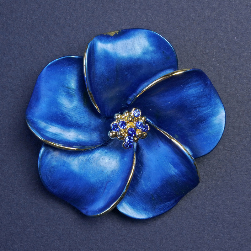 Brooch Flower with blue crystals 50x50mm+-, pearl blue enamel, golden metal