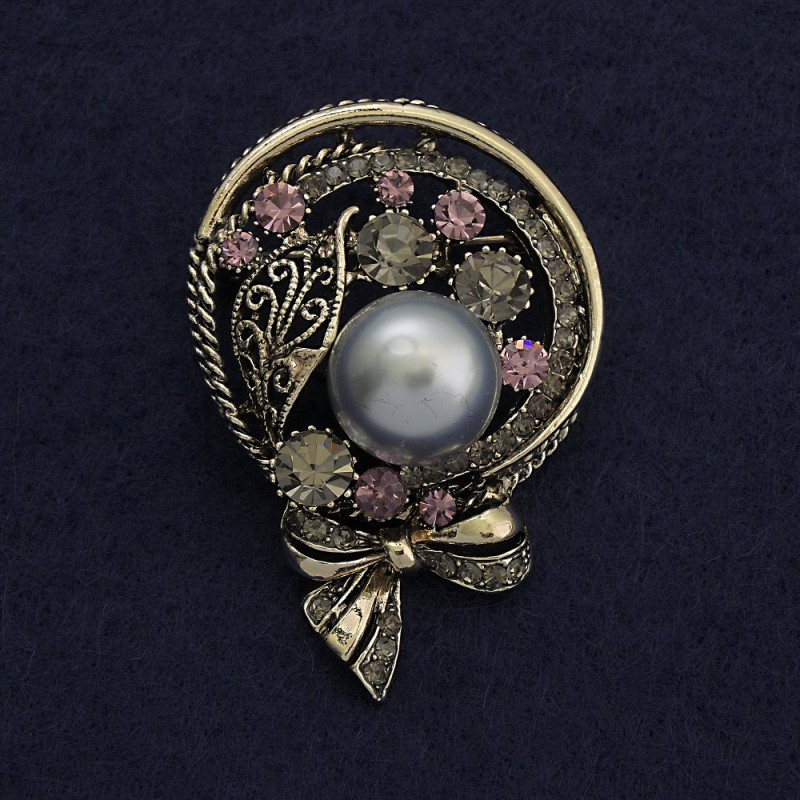 Boutonniere Brooch with Gray Pearl and Pink Rhinestones 50x34mm+- Silver Metal