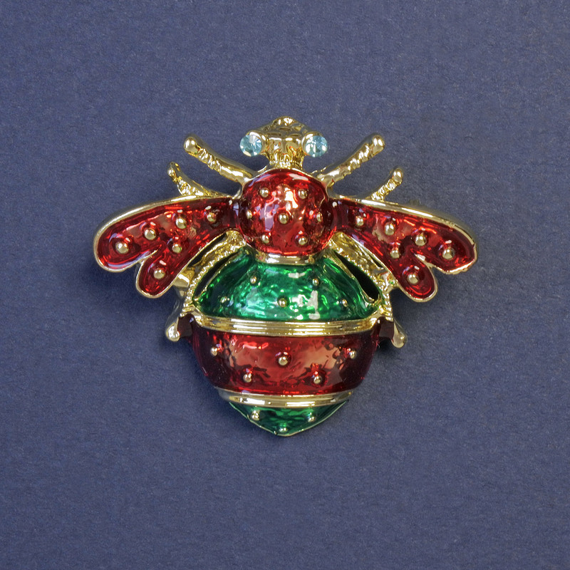 Brooch Insect Red and Green Enamel on Golden Metal 32x38mm