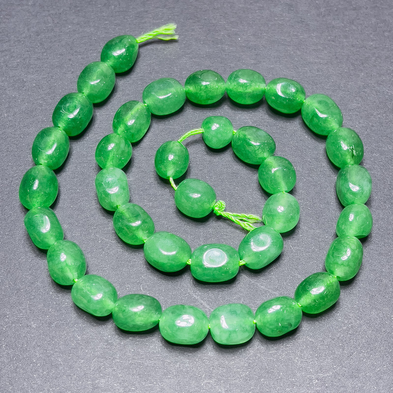 Jade Beads (loose) on thread, faceted, diameter 10x7mm, length 38cm
