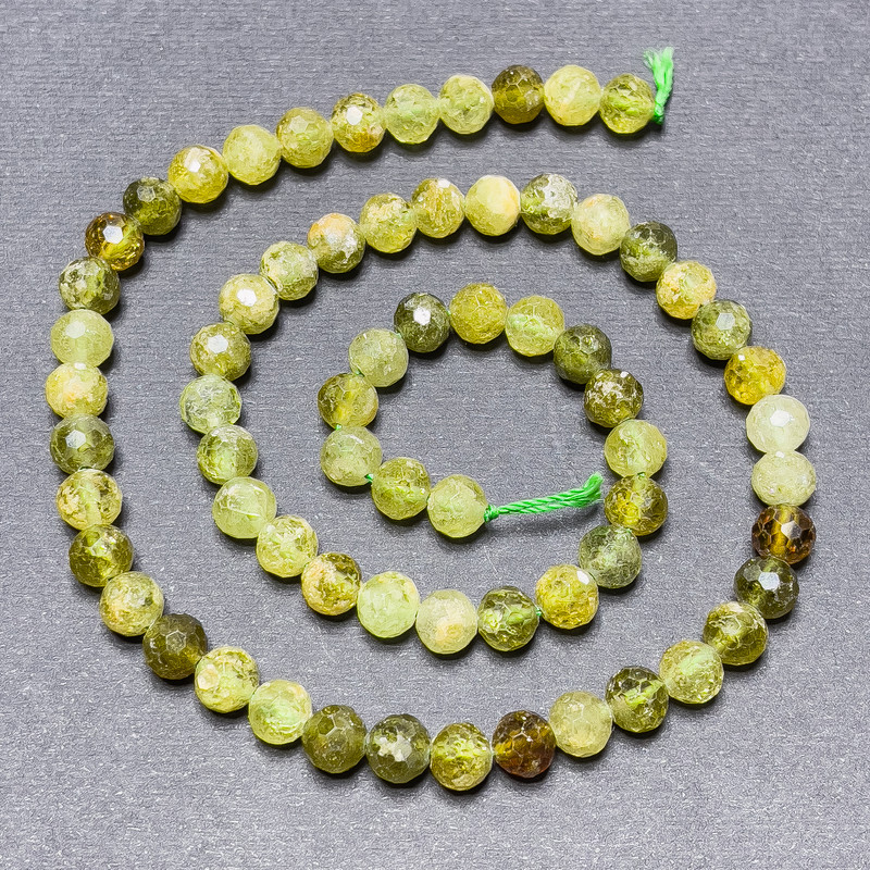 Grossular Garnet Beads on a Thread, Faceted Round 6mm ±, Length 39cm