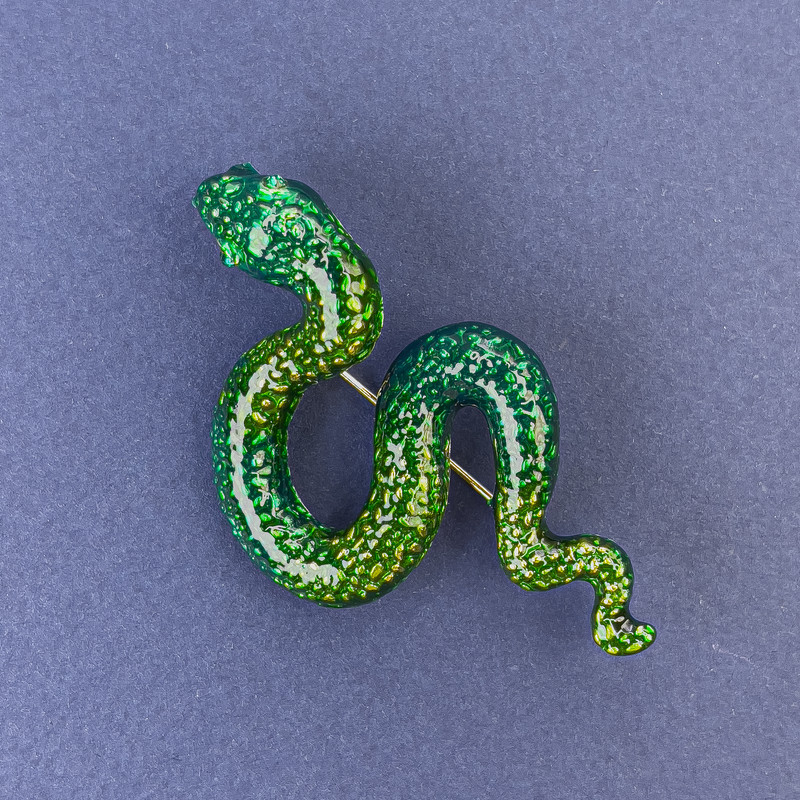 Brooch Pendant Snake Green Enamel with Green Rhinestones Golden Metal 30x55mm +