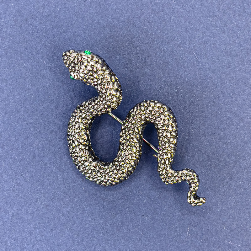 Brooch Pendant Serpent with Green Rhinestones Silver Metal 30x55mm +