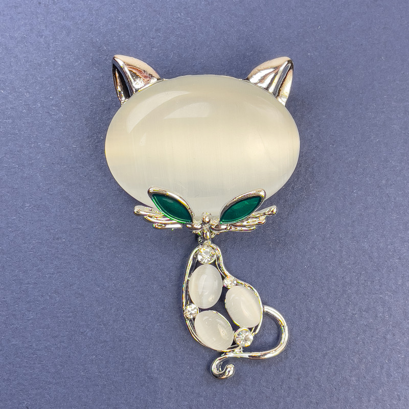 Brooch Cat White Cat's Eye with White Crystals Silver Metal 34x58mm+