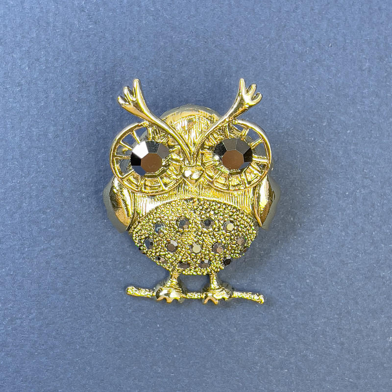 Brooch Pendant Owl with gray crystals, golden metal, diameter 28mm±, length 38mm±
