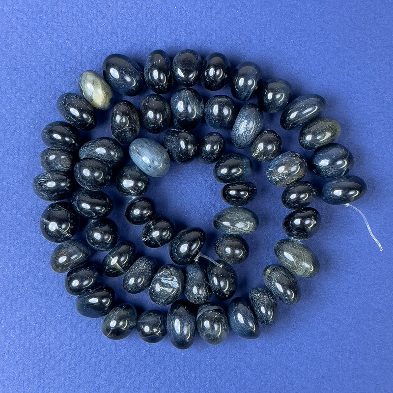 Tiger's Eye Beads Bead-shaped 8-13mm on thread, 40cm length