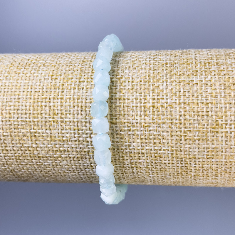 Angelite Beaded Cube Bracelet, 5x5 mm diamonds, length 18 cm, stretch