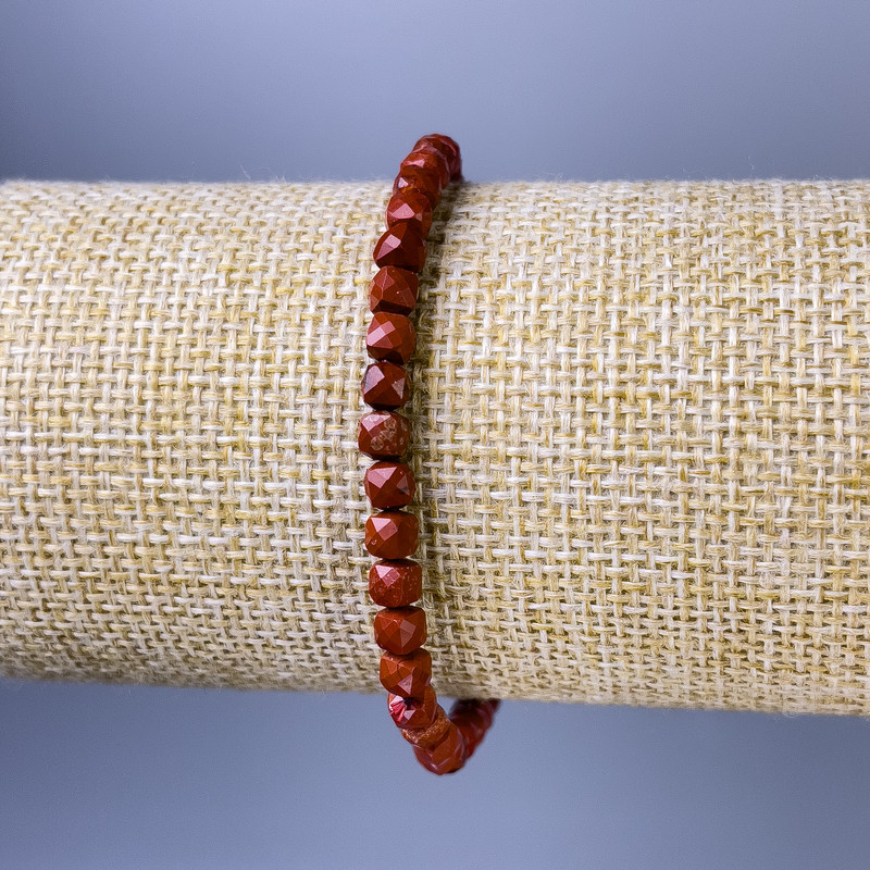Bracelet Red Jasper Bead Faceted Cube, diameter 5mm+-, length 18cm+- stretch