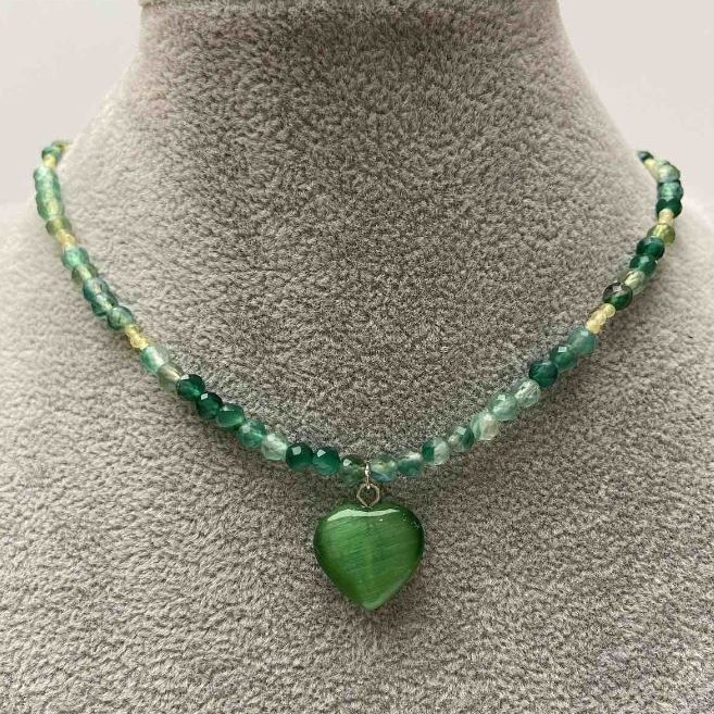 Green Agate Choker with Faceted Beads, 4mm diameter, Spinel 2mm+, Heart Pendant, Cat's Eye, length 35-40cm