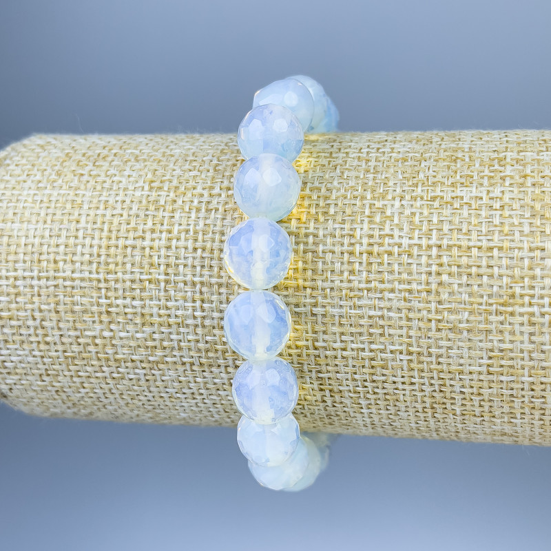 Moonstone Bead Bracelet, faceted round beads 10mm diameter, length 18cm, elastic