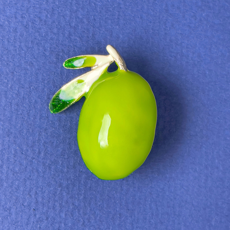 Brooch Olive light green enamel 30x24mm+- gold-tone metal