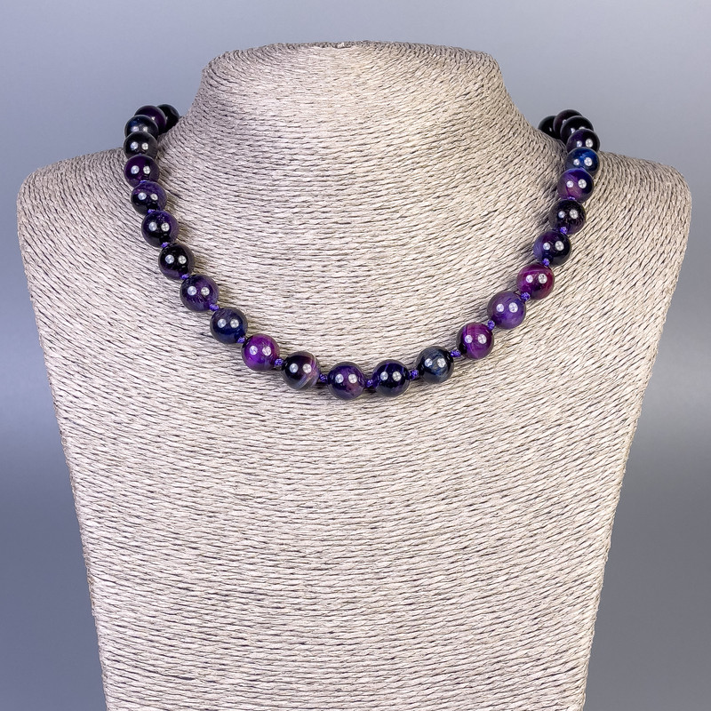 Purple Cat's Eye Bead Necklace, smooth round beads ~10mm diameter, length 45cm ± with clasp