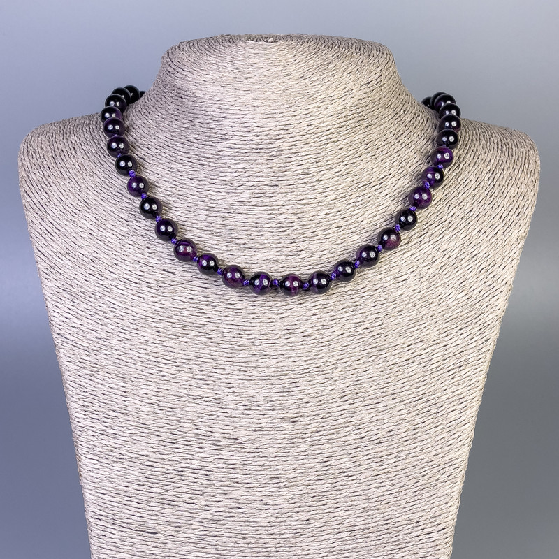 Necklace Purple Cat's Eye Smooth Bead, 8mm diameter, length 50cm plus/minus with clasp