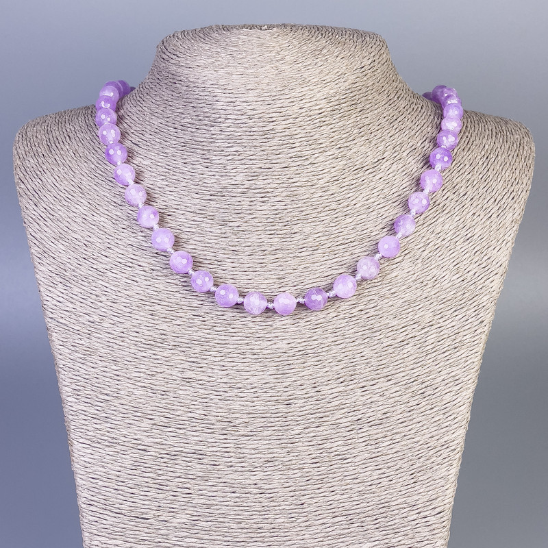 Amethyst Bead Necklace with Faceted Round Beads, 8 mm diameter, 50 cm length +/- with clasp