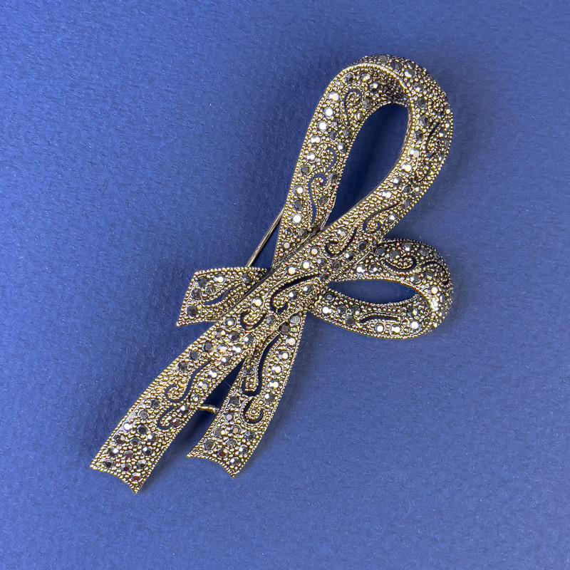 Sale! Bow Brooch with Gray Crystals Bronze-Gold Metal, 78×40 mm